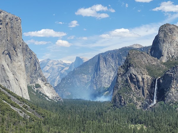 Tunnel View 1