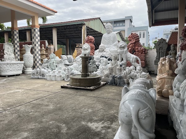 Non Nuoc Stone Carving Village