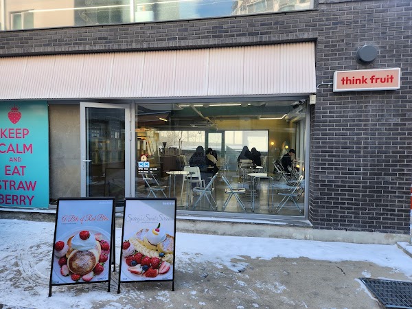 Think Fruit Cafe 1