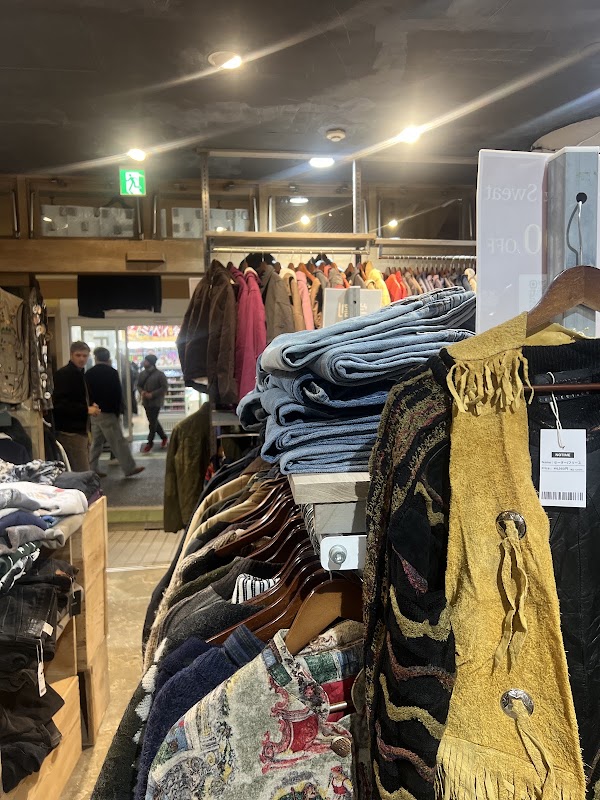 NOTIME Shimokitazawa, Thrift Store 3