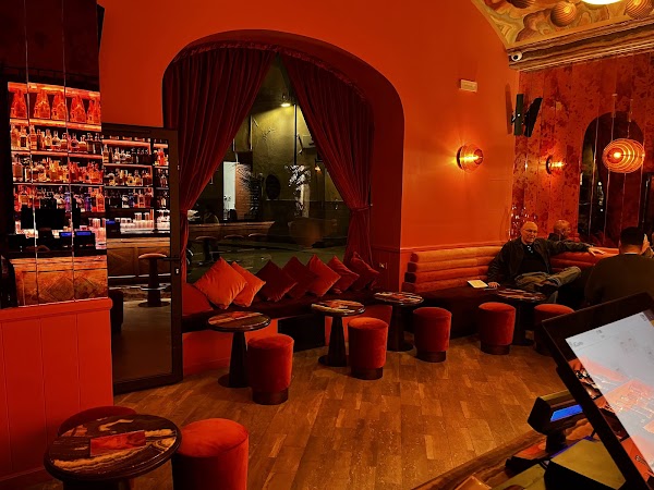 Spirituum Spirits Bar 2