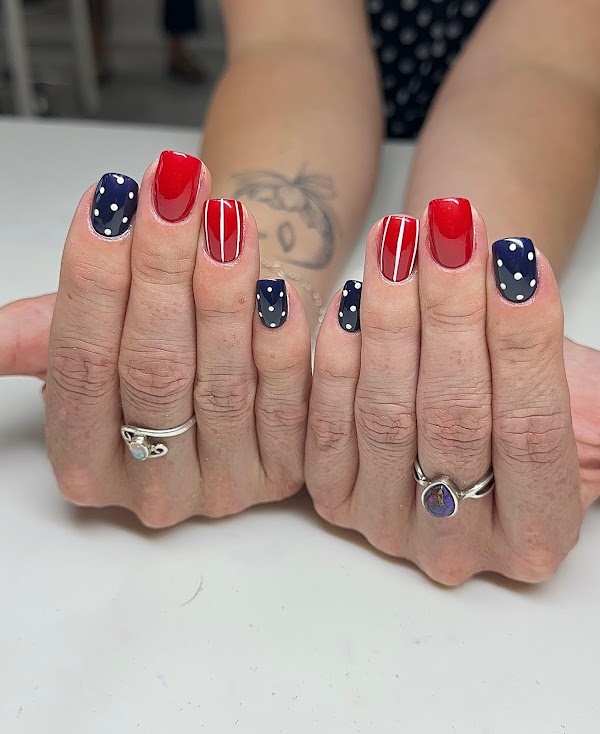 Fina Beauty Nails & Co. 5