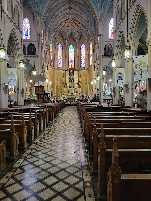 Basilica of Sainte Anne de Détroit