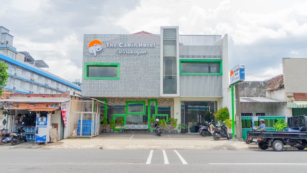 The Cabin Hotel Wirobrajan