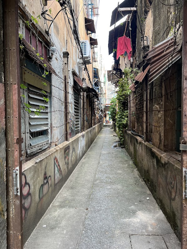 Talat Noi Street Art