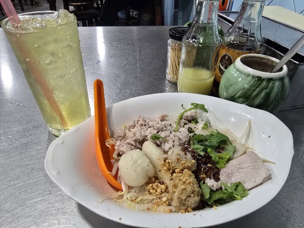 ก๋วยเตี๋ยว "แซว" 4