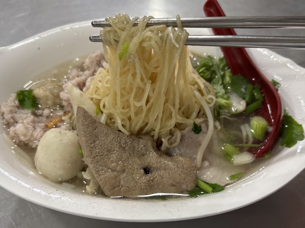 ก๋วยเตี๋ยว "แซว" 3