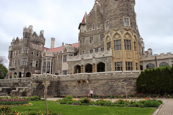 Casa Loma 4