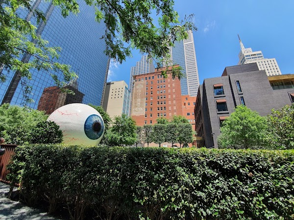 Giant Eyeball 2