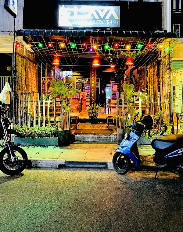 Lava Pub & Restaurant