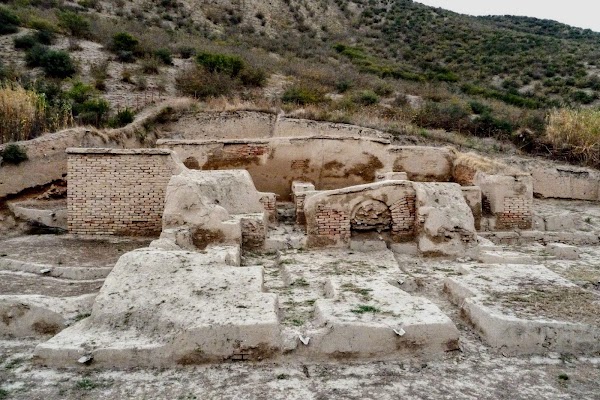 Gorgan Historical wall 1