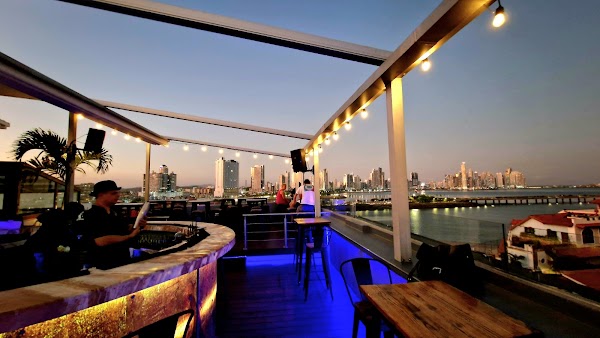 Sama Sky Lounge