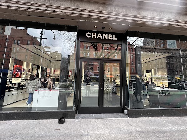 CHANEL Fragrance and Beauty