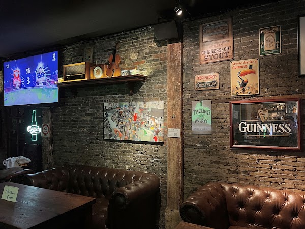 The Blarney Stone Irish Pub