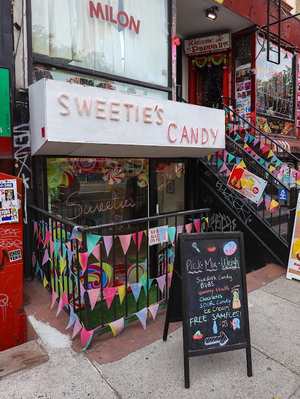 Sweetie's Candy NYC