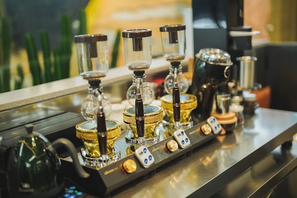 Chart Coffee (Central Market) 4