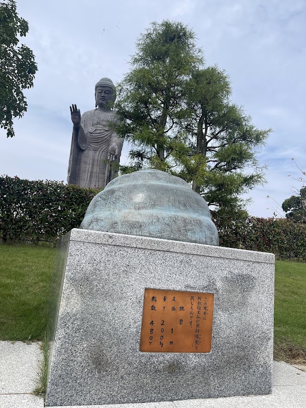 Ushiku Daibutsu 4