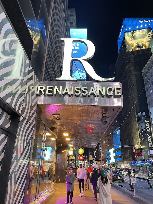 R Lounge 5