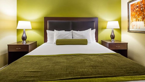 Best Western Plus Casino Royale–Center Strip 5