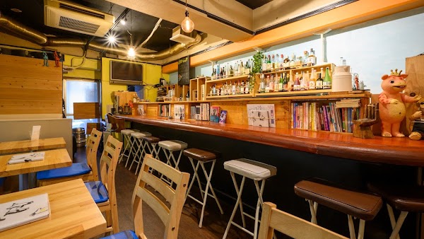 Dorobune Lesbian bar