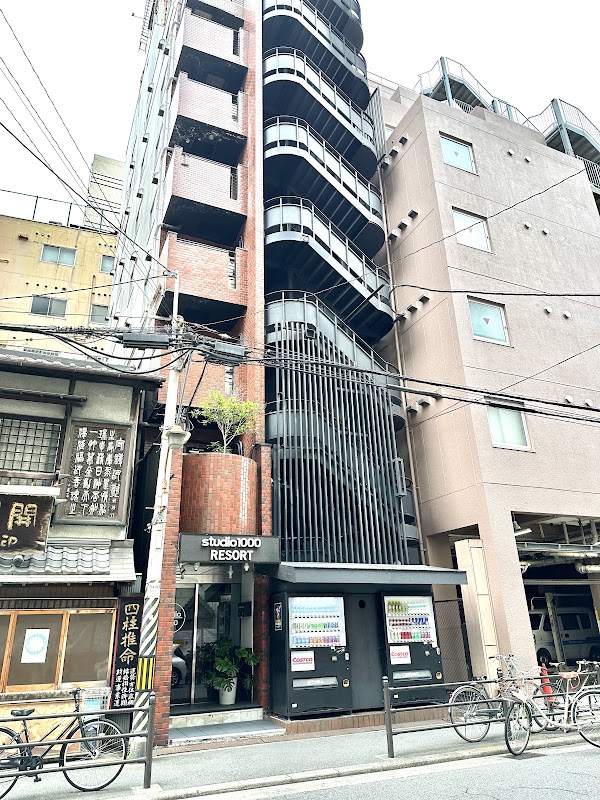 Studio1000 4