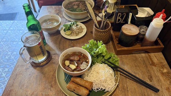 MeVui Vietnam Kitchen 4