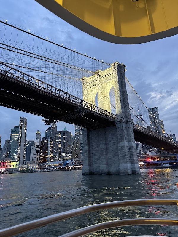 Brooklyn Bridge Promenade 6