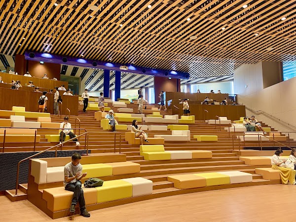 Ishikawa Prefectural Library 3