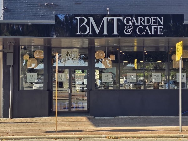 BMT Garden & Cafe 1
