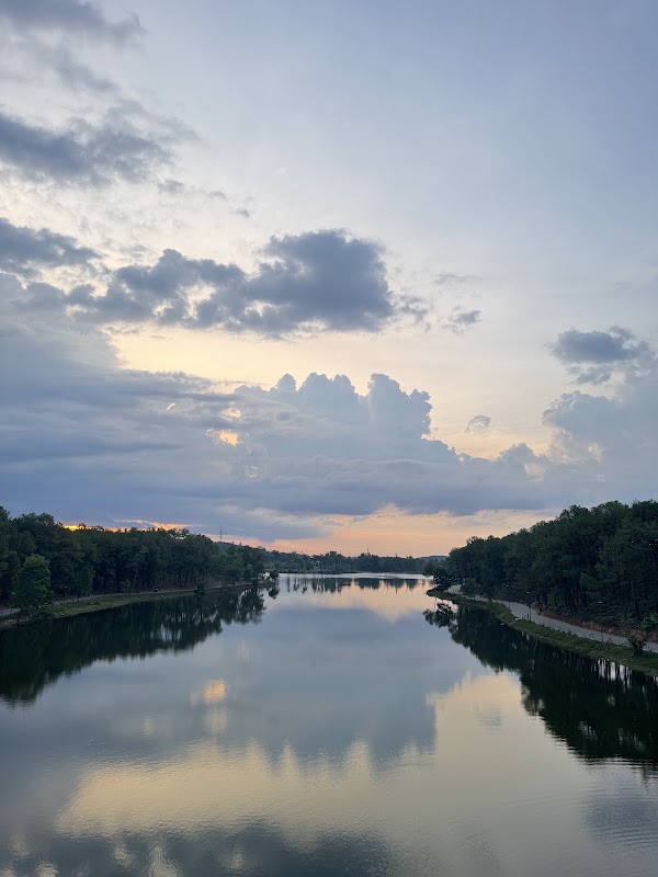 Thuy Tien Lake 2