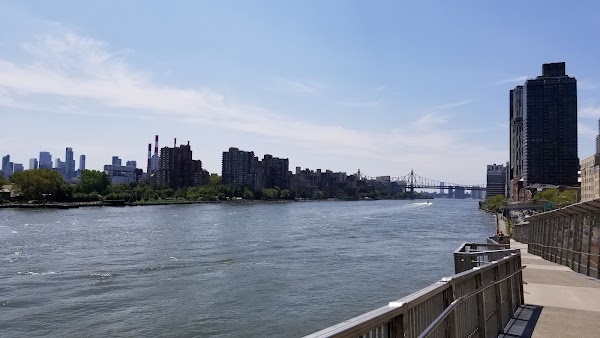 Carl Schurz Park 3