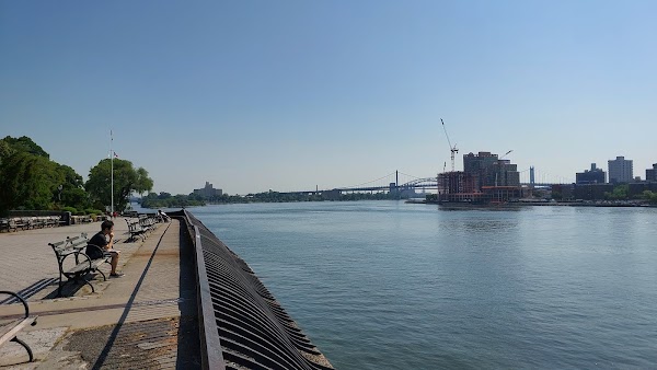 Carl Schurz Park 2