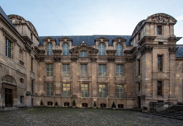 Library Historical Of The Ville De Paris