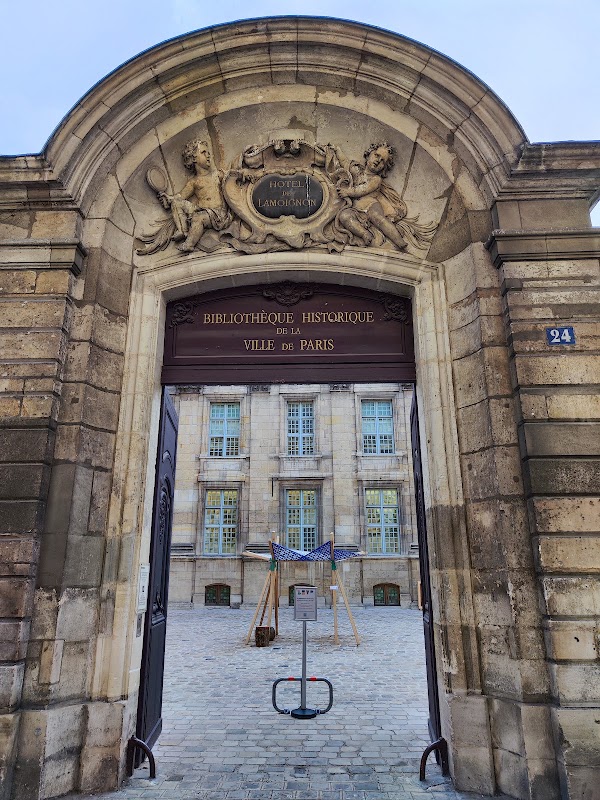 Library Historical Of The Ville De Paris 5