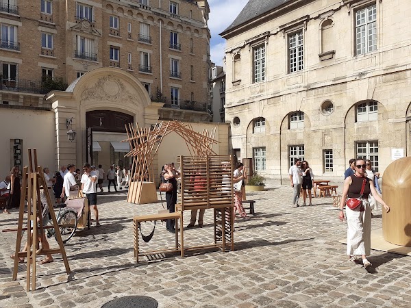 Library Historical Of The Ville De Paris 2