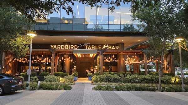 Yardbird Table & Bar 5