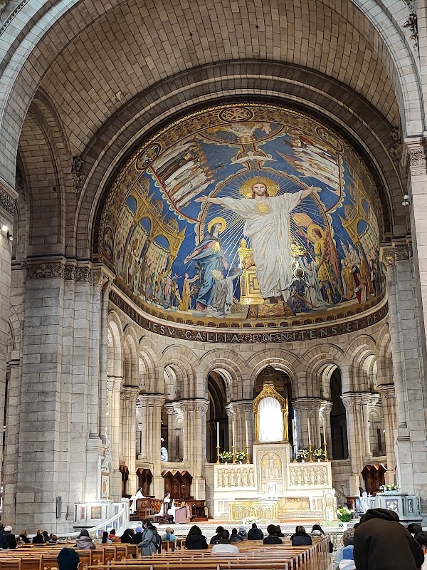 The Basilica of Sacré-Cœur de Montmartre 3