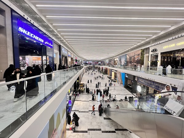 Cenomi Al Nakheel Mall | سينومي النخيل مول وجهتك المفضلة 2