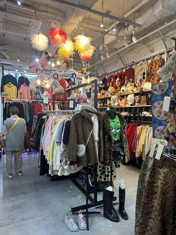 Kinji Used Clothing Harajuku Branch 4