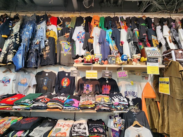 Kinji Used Clothing Harajuku Branch 3