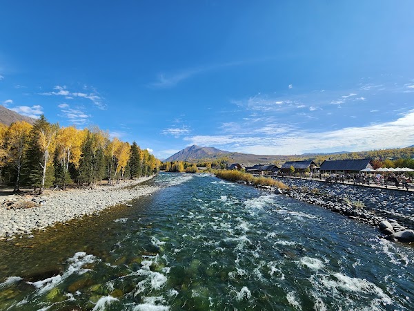 Hemu Scenic Spot 5