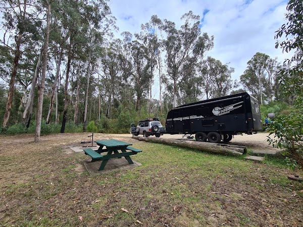 Scrubby Creek Rest Area 4
