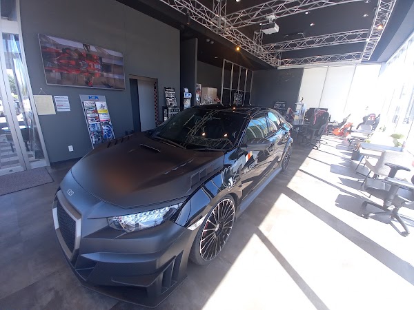 HCM Sports Garage 4