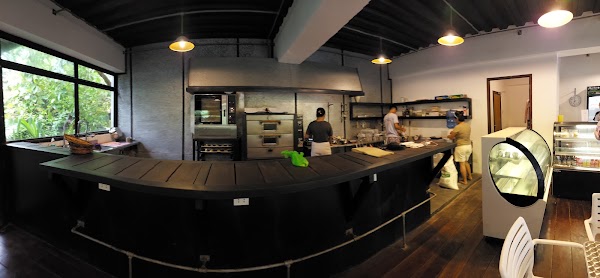 Kawayan Gourmand French Bakery