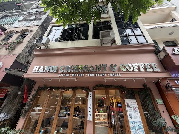 Hanoi Croissant & Coffee 1