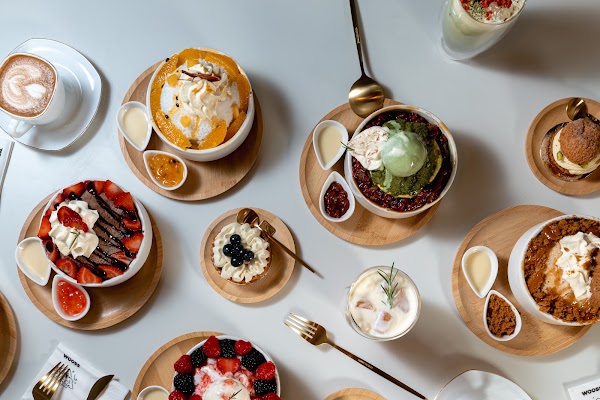 WOOSS Au Desserts and Cafe 4