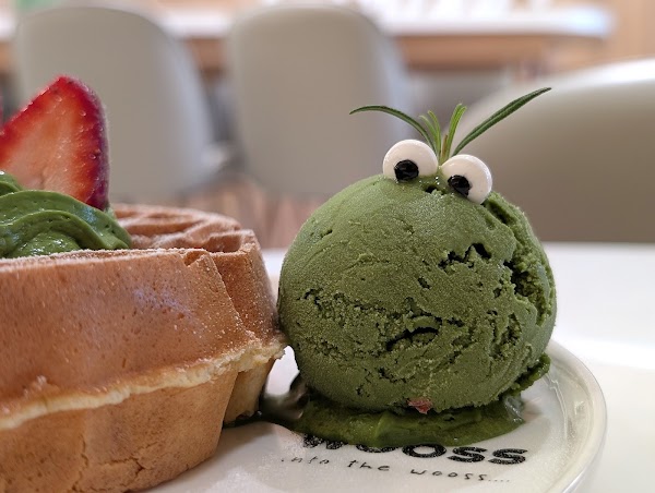 WOOSS Au Desserts and Cafe 2