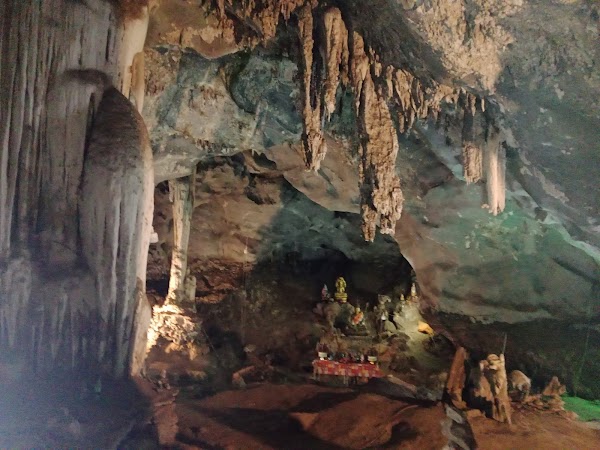 Man Wijit Cave