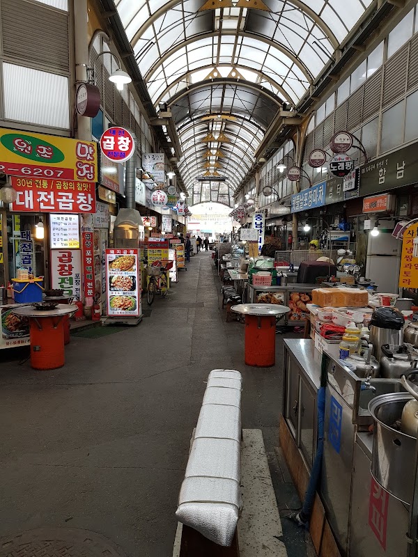Dongdaemun Market 4