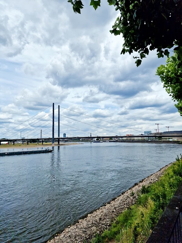 Rheinpromenade 3